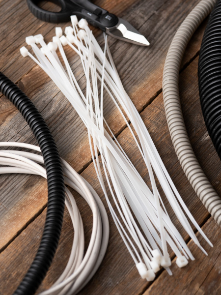 EKF Basic Хомут нейлоновый (4,8х250) (100шт.)