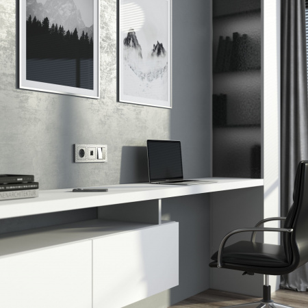 Рамка из поликарбоната на 3 поста Hammer серебряный W0032406