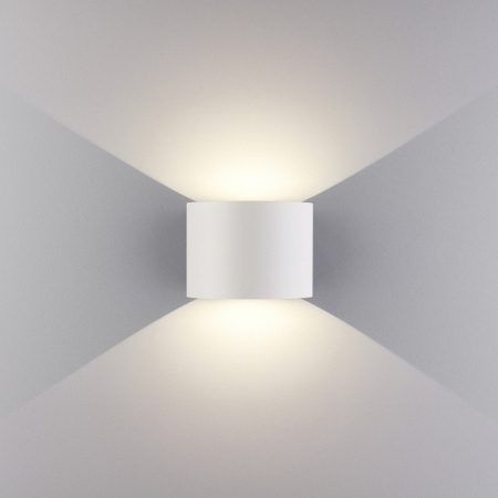 Blade белый уличный настенный светодиодный светильник 1518 TECHNO LED Elektrostandard Blade a038830