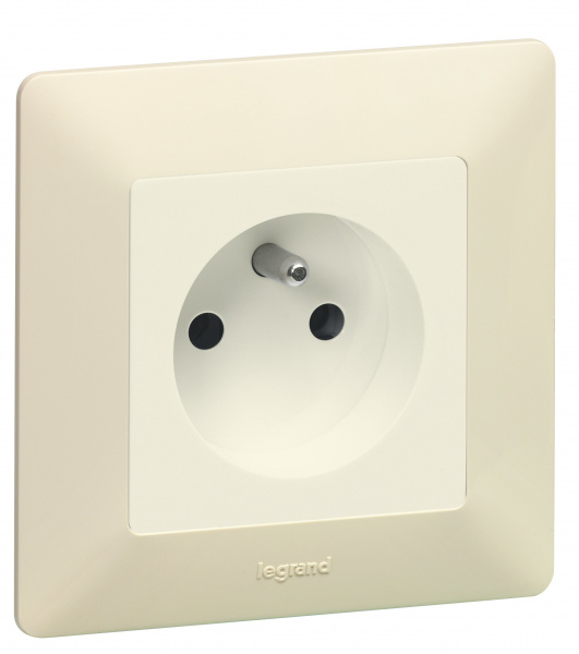 Legrand Valena LIFE DIY Сл.кость Розетка б/з, со шторками, безвинт зажим