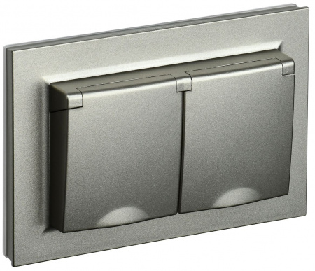 IEK BRITE Роз. 2-я с кр. 16А в сб IP44 РСбш12-3-44-БрШ шамп.