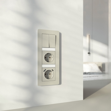 Рамка из поликарбоната на 3 поста Split дымчатый/белый, soft-touch W0033067