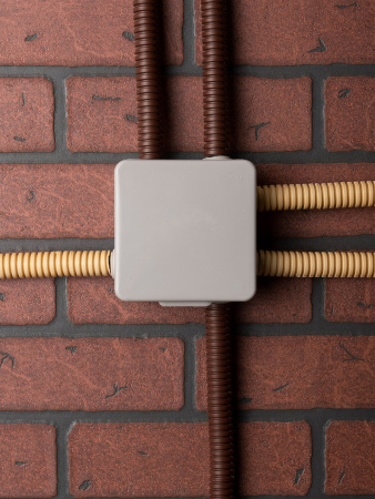 EKF PROxima Коробка распределительная КМР-030-014 с крышкой (100х100х50), 10 мембр. вводов IP55