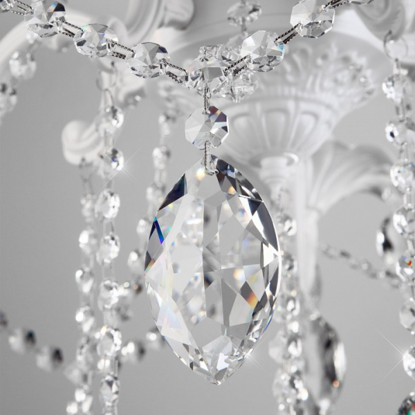 Классическая подвесная люстра 10108/5 белый Eurosvet Veletta