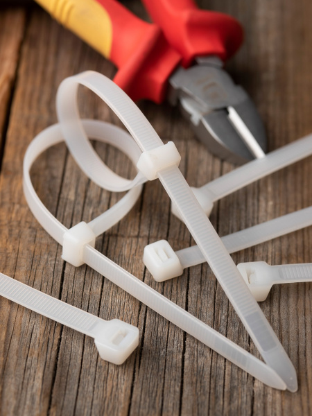 EKF Basic Хомут нейлоновый (7,2х150) (100шт.)