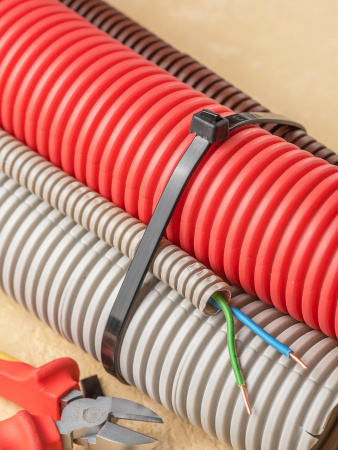 EKF Basic Хомут нейлоновый черный (8,2х400) (100шт.)