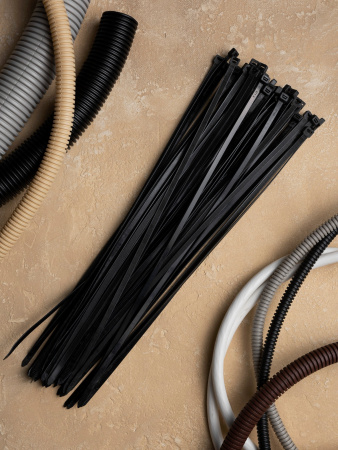 EKF Basic Хомут нейлоновый черный (7,2х450) (100шт.)