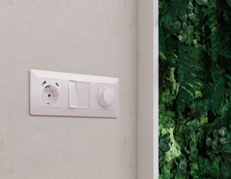 Лицевая панель ALFA (Жемчуг) для электрической розетки с заземлением со шторками 2USB A+A QUANT AP2100