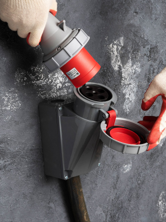 EKF PROxima Розетка стационарная наружная 1342 3Р+РЕ 63А 380В IP67