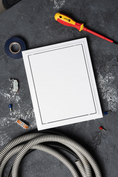 EKF Basic Люк ревизионный пластик с нажим. замком 200х250 (ШхВ внутр.)