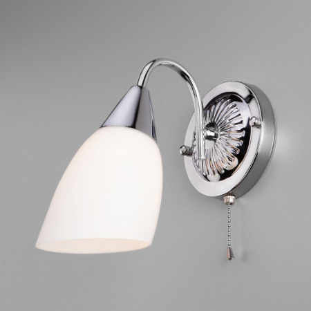 Бра со стеклянным плафоном 30149/1 хром Eurosvet Ellene