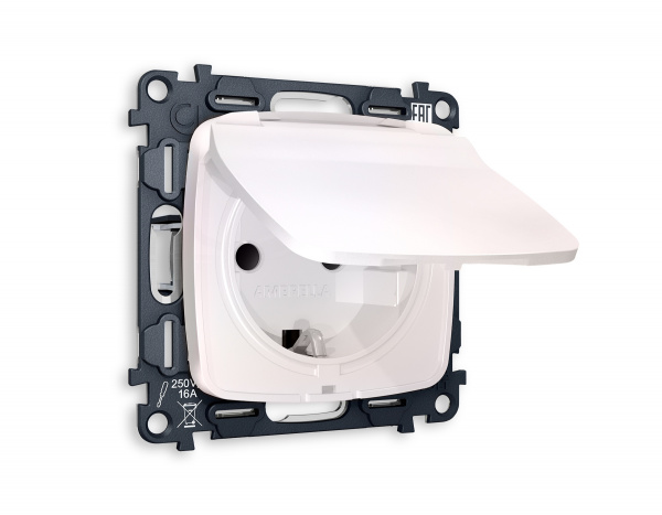 Комплект механизма электрической розетки OMEGA MO208010 Жемчуг с заземлением с шторками и защитной крышкой 2P+E 16A-250V IP44 QUANT