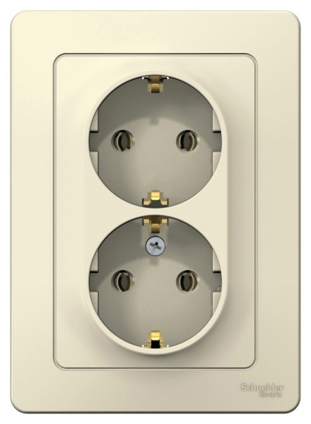 SE Blanca внутр Молочная Розетка 2-ая с/з без шторок, 16А, 250В