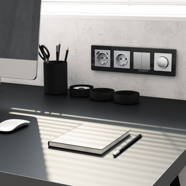 Рамка из акрила на 4 поста Acrylic черный W0042708