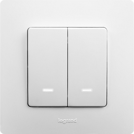 Legrand Etika Белый Рамка 1-ая