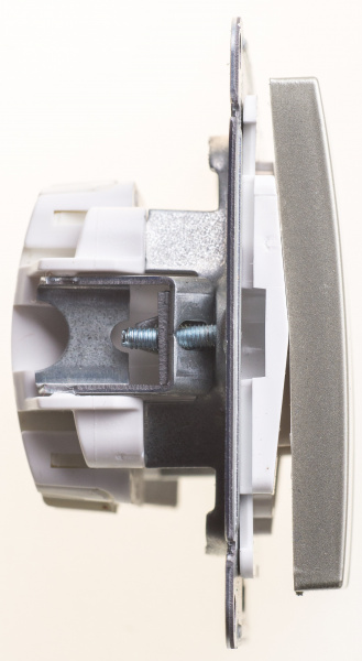 SE Wessen 59 Шампань Выключатель 3-клавишный, 10АХ