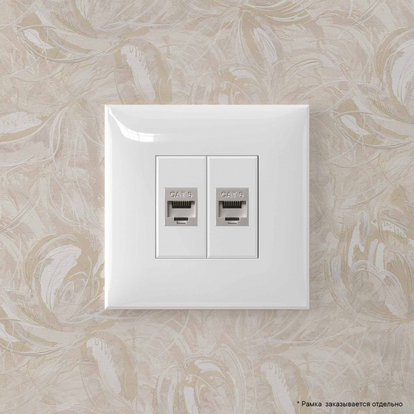 DKC Avanti Компьютерная розетка RJ-45 без шторки в стену, кат.6 двойная экранированная, Белое облако