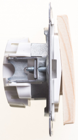 SE Wessen 59 Сосна Выключатель 3-клавишный, 10АХ