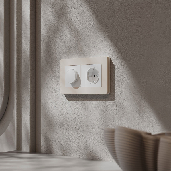 Рамка из поликарбоната на 2 поста Split айвори/белый, soft-touch W0023066