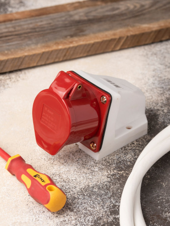 EKF PROxima Розетка стационарная наружная 115 3Р+РЕ+N 16А 380В IP44