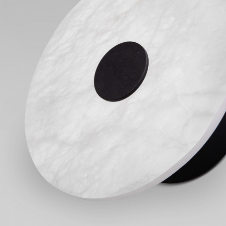 Светодиодный настенный светильник с мраморным рассеивателем 40340 LED черный Eurosvet Thasos