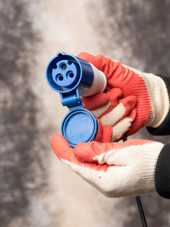 EKF PROxima Розетка переносная 213 2Р+РЕ 16А 220В IP44