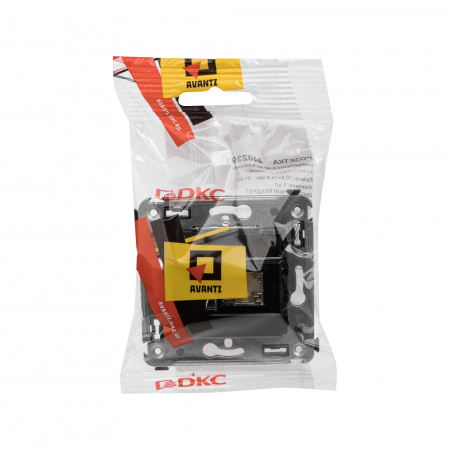 DKC Avanti Черный квадрат Компьютерная розетка RJ-45 одинарная  категория  6 экранированная