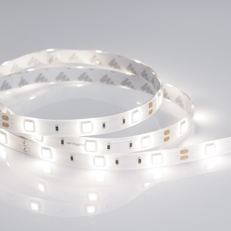 Светодиодная влагозащищенная лента Arlight 7,2W/m 30LED/m 5060SMD дневной белый 5M 016843(2)