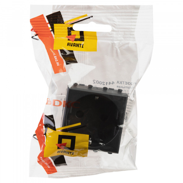 DKC Avanti Черный матовый Розетка 2P+E со шторками 2 модуля