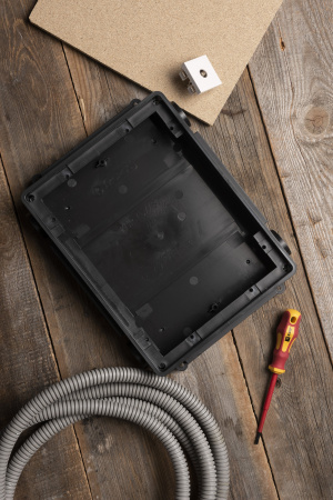 EKF PROxima Коробка напольная под лючок C-Line 12