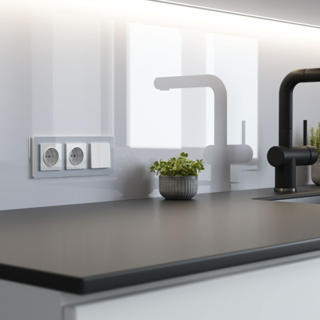 Выключатель одноклавишный с подсветкой (белый акрил) W1110141