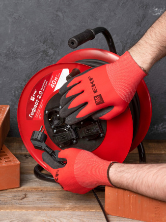 EKF PROxima Удлинитель на катушке "Гефест 2.0" 4 гнезда 40м с заземлением и предохранителем КГ 3*2,5 16А/3,5кВт IP44