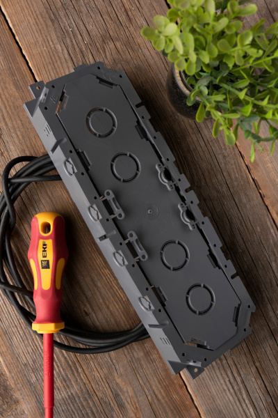 EKF PROxima Коробка приборная для лючка C-Line 24