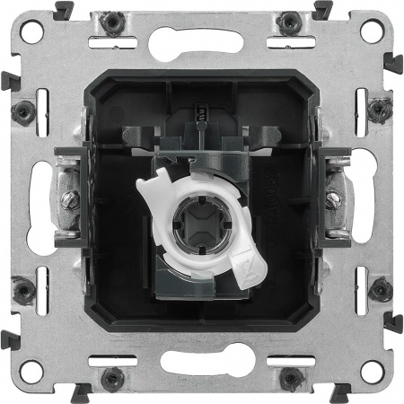 Legrand Valena LIFE DIY Алюм Розетка комп(RJ45) 1-ая 5 кат UTP