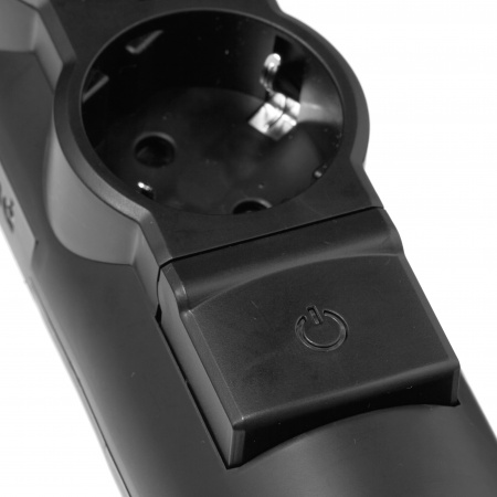 Legrand Комфорт Черный Удлинитель 6x2К+З с выкл., без кабеля, фиксир. поворотный блок, возможно крепление к стене