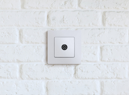 Legrand Etika Белый Розетка TV проходная, 15дБ