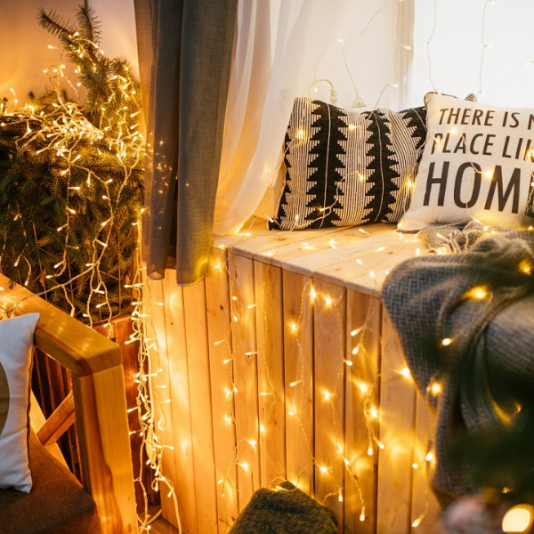 Гирлянда 'Занавес' теплый белый 1,5*1м IP20 200-001 теплый белый Eurosvet 200-001