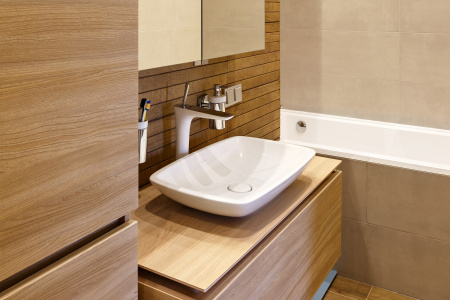 SE Merten SM Алюминий Розетка с/з с защитными шторками безвинт. зажим