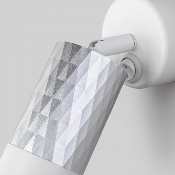 Настенный светильник 20088/1 белый / серебро Eurosvet Mizar