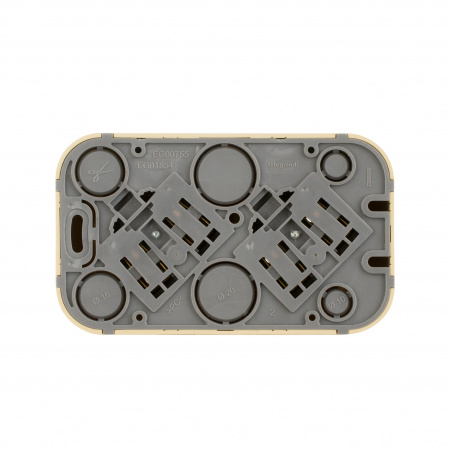 Legrand Quteo IP 20 Дерево Розеточный блок с предварительным подключением 2 x 2К+З без шторок - 16 A - 250 В~