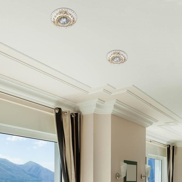 Встраиваемый светильник Novotech Spot Pattern 370093