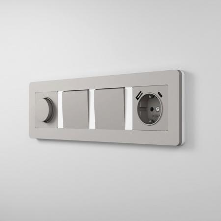 Рамка из поликарбоната на 4 поста Split дымчатый/белый, soft-touch W0043067