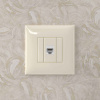 DKC Avanti Компьютерная розетка RJ-45 без шторки в стену, кат.5е одинарная, Ванильная дымка
