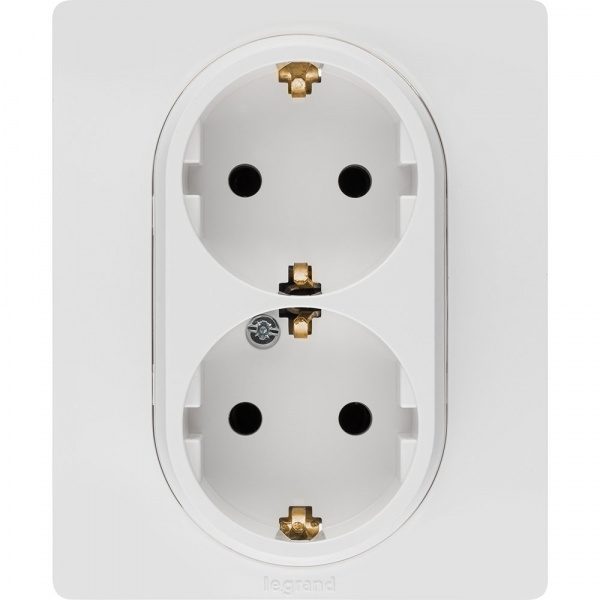 Legrand Etika Белый Двойная розетка с/з, винтовые клеммы