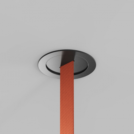 TR5513-BK Встраиваемое основание с возможностью подачи питания треку-ремню Belty, серия Base. Не вмещает блок питания. D100*H72мм, монтажный D90мм, IP20, черный, алюминий