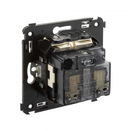 DKC Avanti Ванильная дымка Розетка 2P+E со шторками