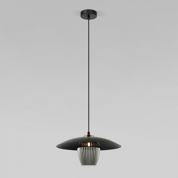 Подвесной светильник 50259/1 черный/дымчатый Eurosvet Kamari