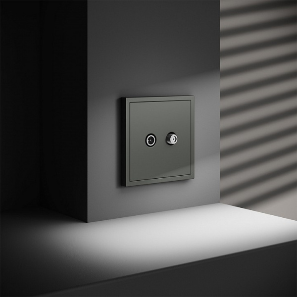 Розетка телевизионная встраиваемая VOLTUM S70 оконечная TV+SAT, (титан)